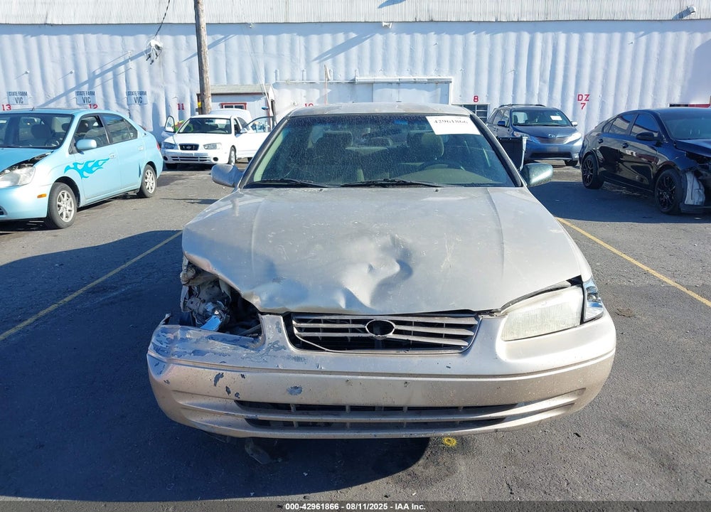 1999 TOYOTA CAMRY LE V6 VIN: 4T1BF22K3XU929681
