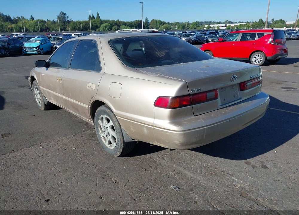 1999 TOYOTA CAMRY LE V6 VIN: 4T1BF22K3XU929681