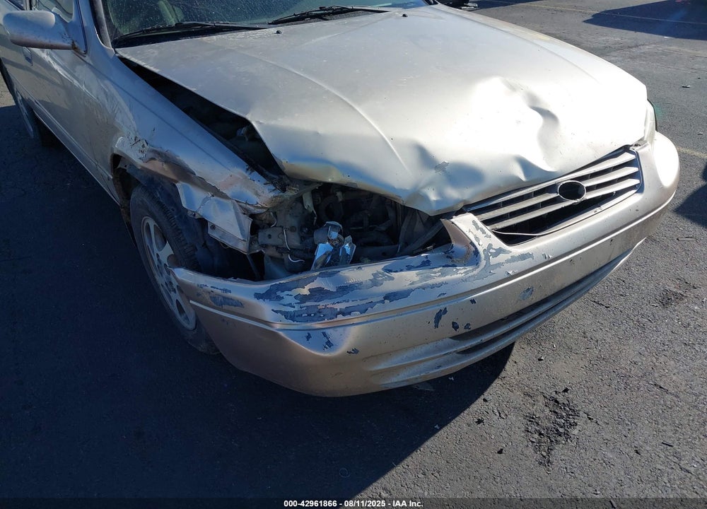 1999 TOYOTA CAMRY LE V6 VIN: 4T1BF22K3XU929681