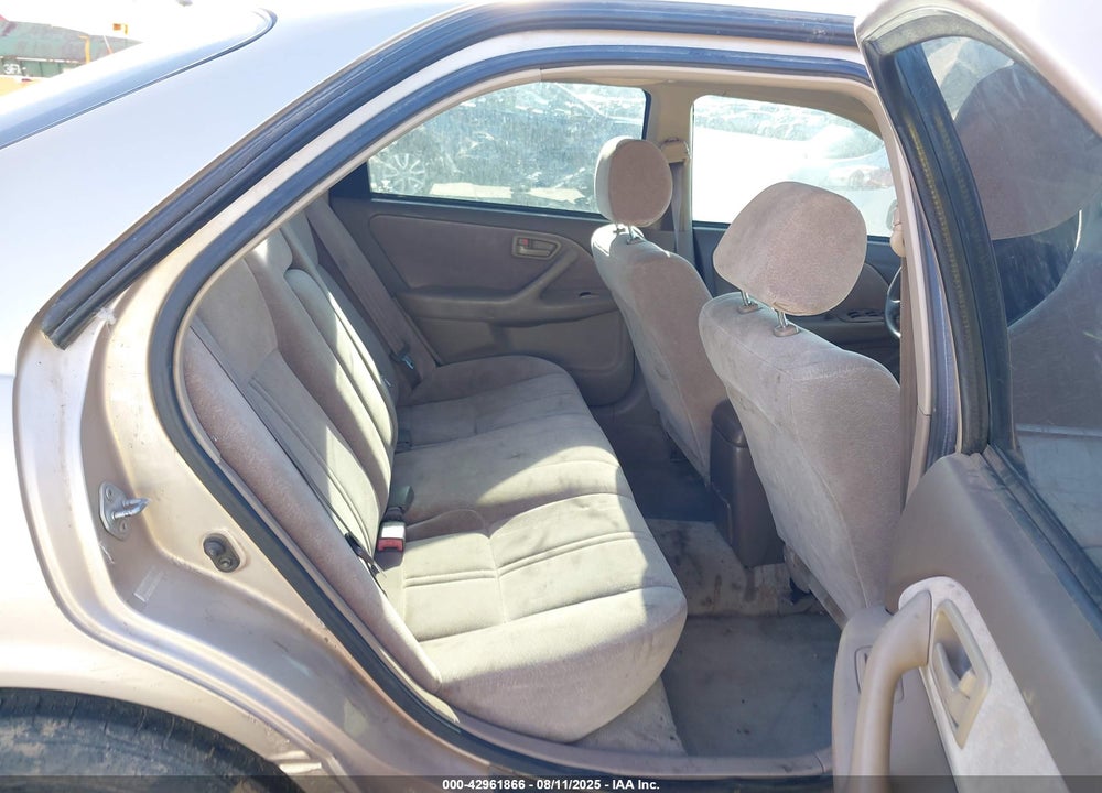1999 TOYOTA CAMRY LE V6 VIN: 4T1BF22K3XU929681