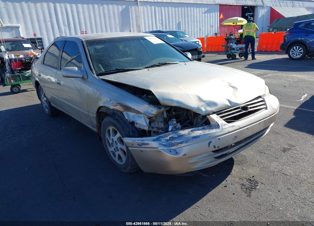 1999 TOYOTA CAMRY LE V6 VIN: 4T1BF22K3XU929681