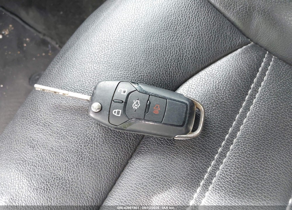 2016 FORD FUSION SE VIN: 3FA6P0HD6GR266197