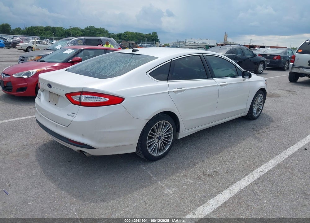 2016 FORD FUSION SE VIN: 3FA6P0HD6GR266197