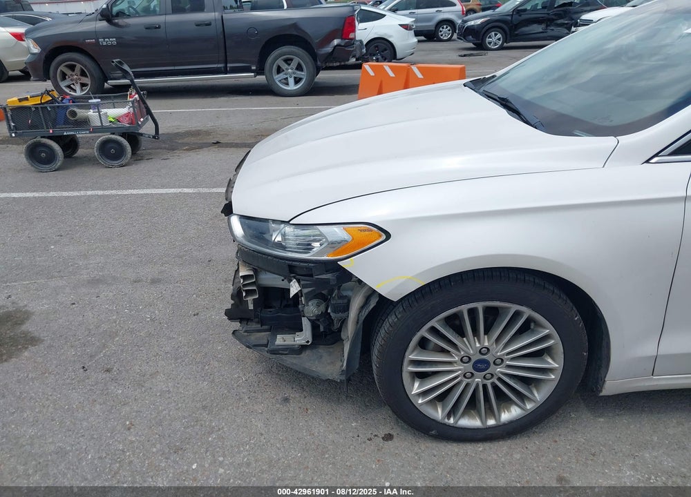2016 FORD FUSION SE VIN: 3FA6P0HD6GR266197