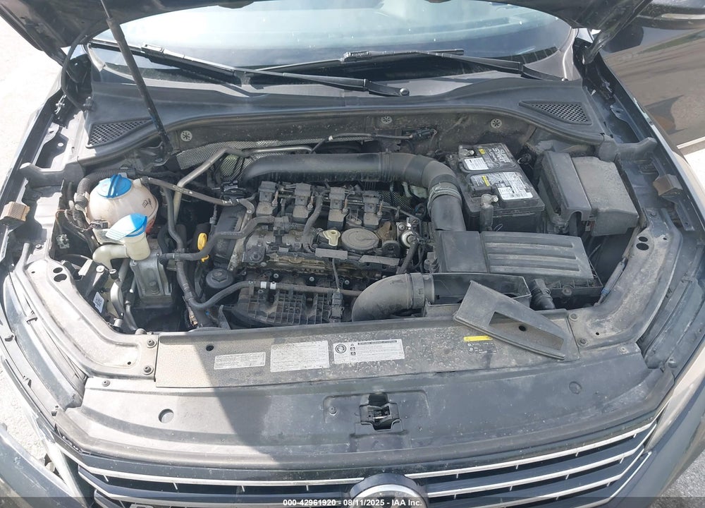 2017 VOLKSWAGEN PASSAT 1.8T R-LINE VIN: 1VWDT7A32HC075283
