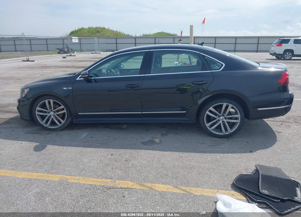 2017 VOLKSWAGEN PASSAT 1.8T R-LINE VIN: 1VWDT7A32HC075283