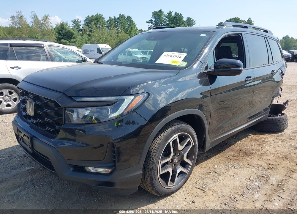 2023 HONDA PASSPORT VIN: 5FNYF8H07PB038390