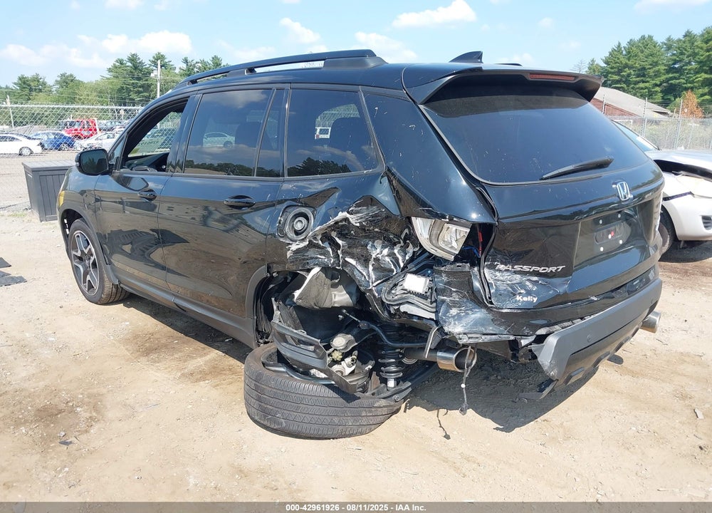 2023 HONDA PASSPORT VIN: 5FNYF8H07PB038390