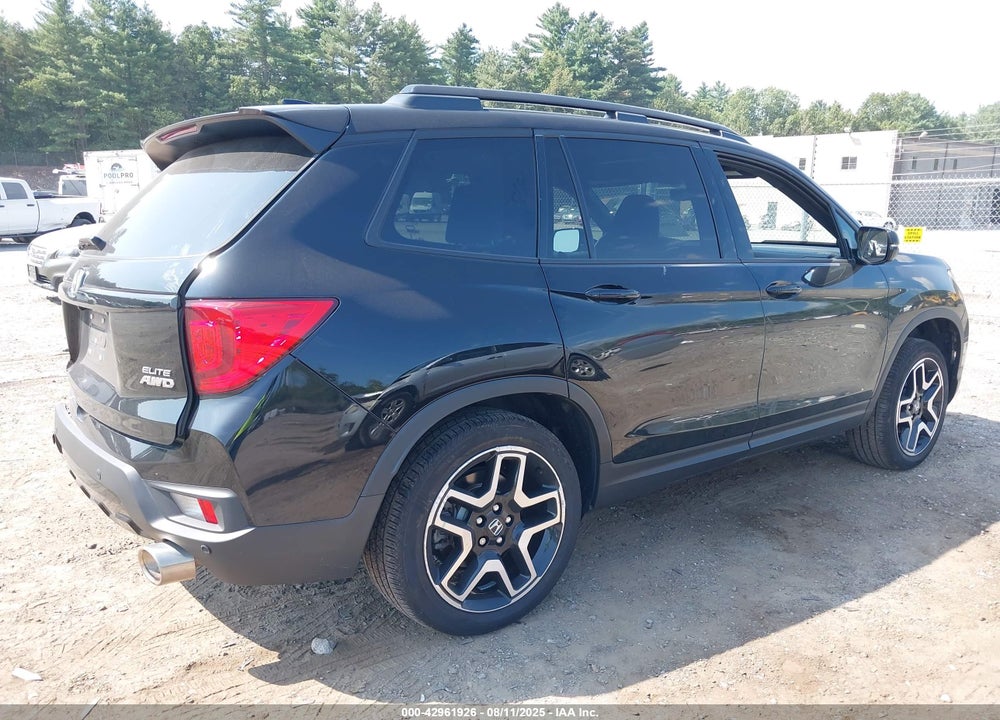 2023 HONDA PASSPORT VIN: 5FNYF8H07PB038390