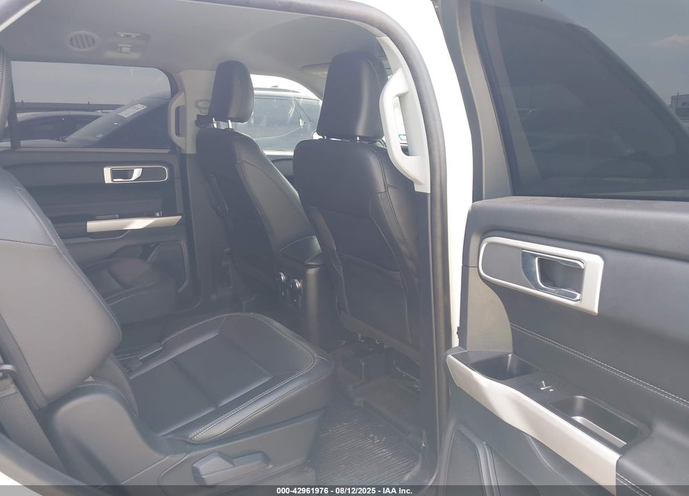 2022 FORD EXPLORER VIN: 1FMSK7DHXNGC18386