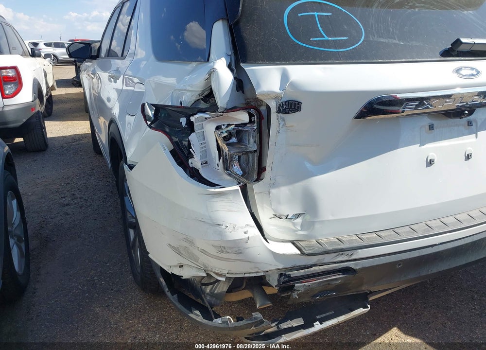 2022 FORD EXPLORER VIN: 1FMSK7DHXNGC18386