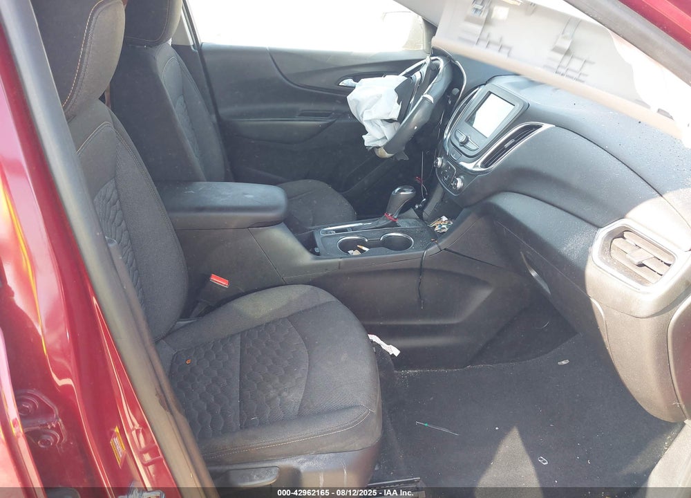 2019 CHEVROLET EQUINOX VIN: 2GNAXKEV6K6162118