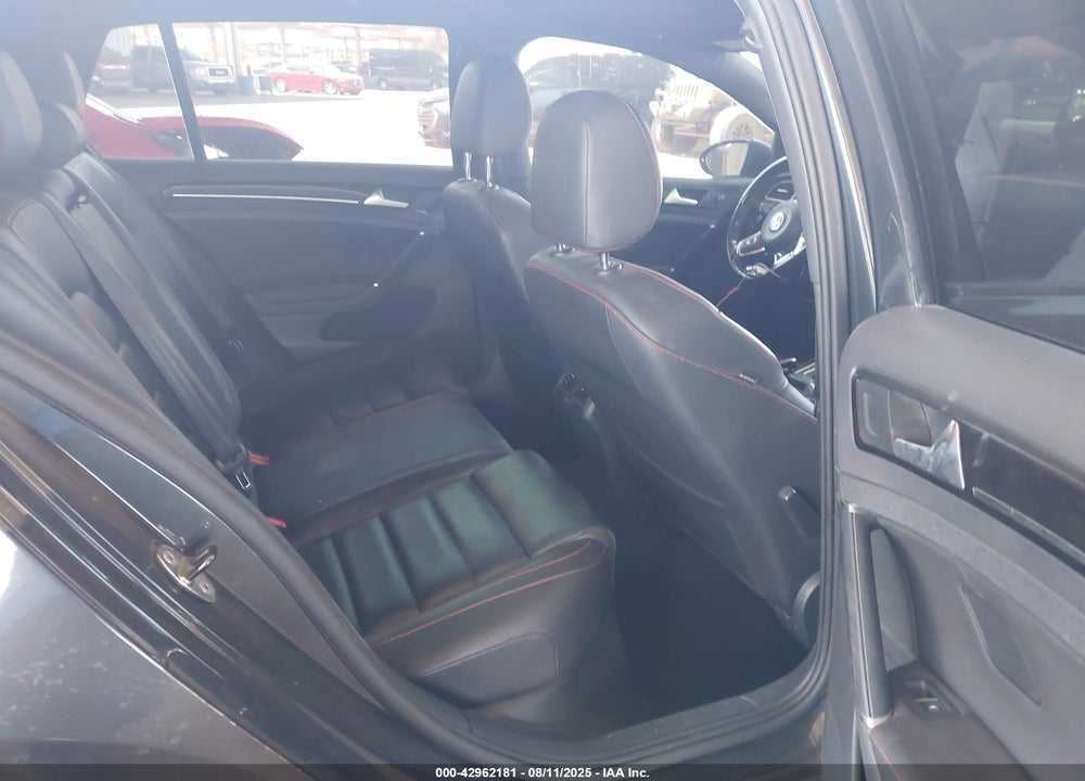 2015 VOLKSWAGEN GOLF VIN: 3VW4T7AU4FM020807