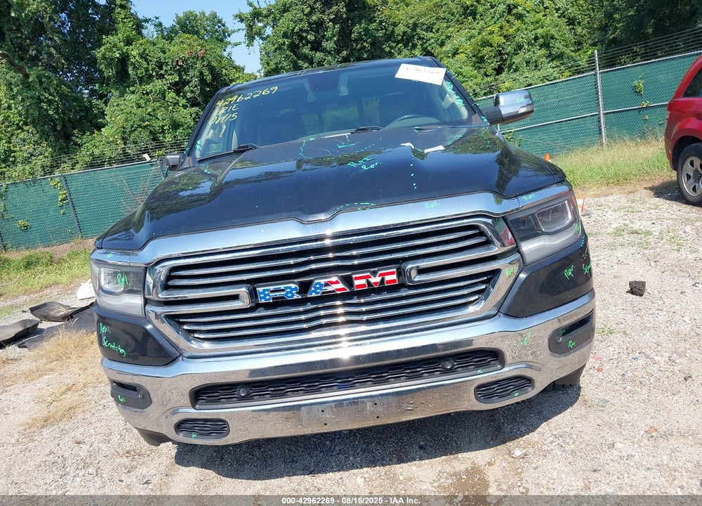 2020 RAM 1500 VIN: 1C6SRFJM5LN302501