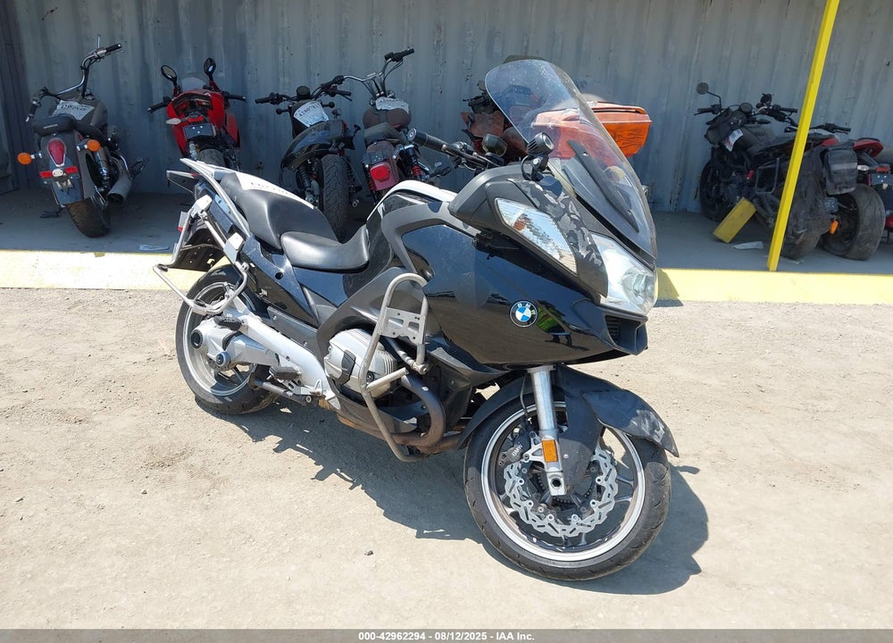 2012 BMW R1200 RT VIN: WB1044002CZW21443