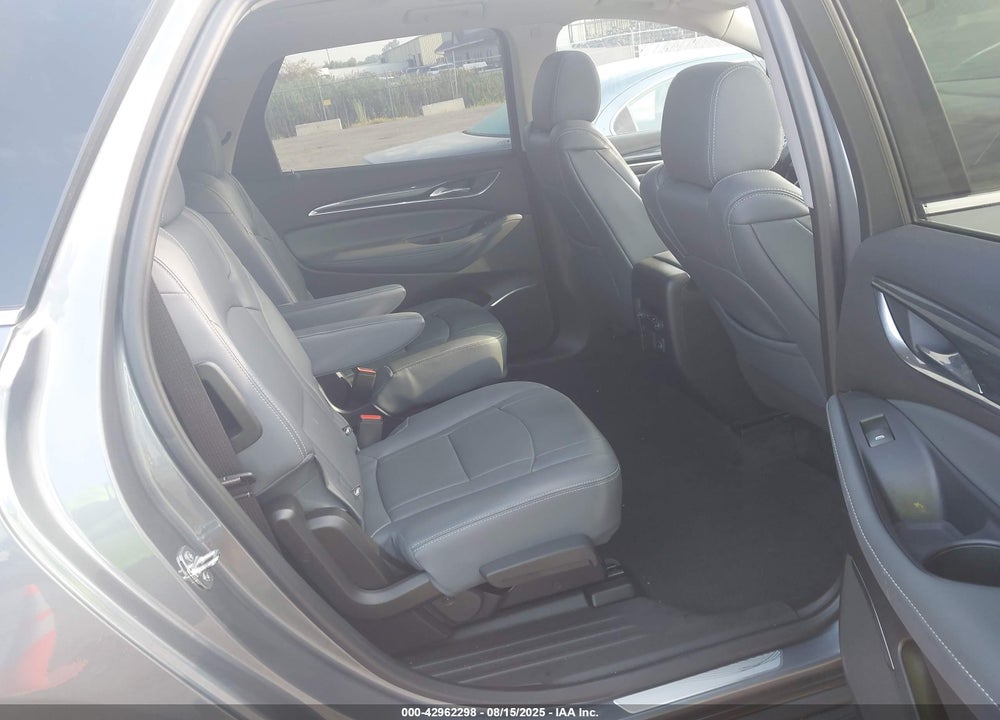 2021 BUICK ENCLAVE VIN: 5GAEVAKW3MJ218644