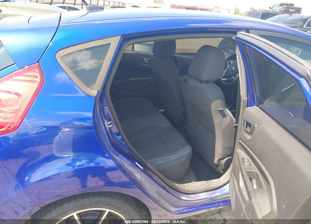 2015 FORD FIESTA VIN: 3FADP4EJ2FM104927