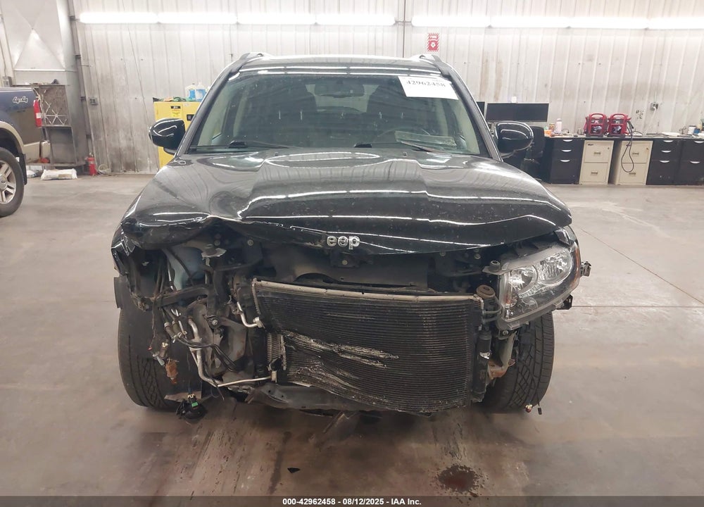 2016 JEEP COMPASS VIN: 1C4NJDEB3GD696568