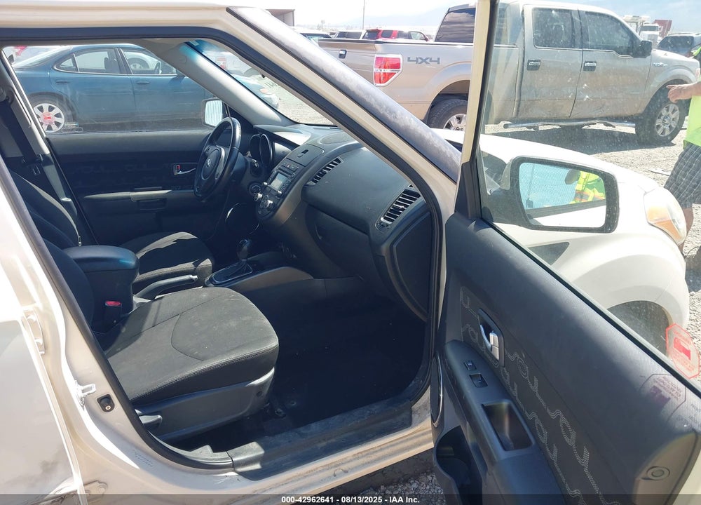 2013 KIA SOUL VIN: KNDJT2A6XD7756409