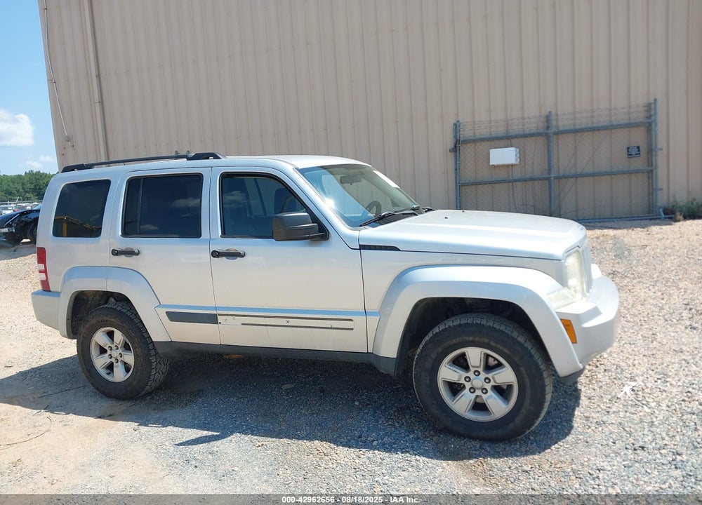 2009 JEEP LIBERTY VIN: 1J8GN28K49W536468