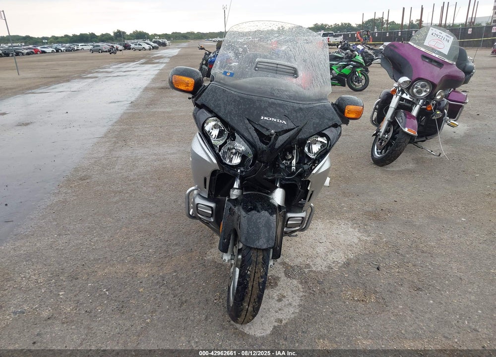 2012 HONDA GL1800 VIN: JH2SC68G9CK000423