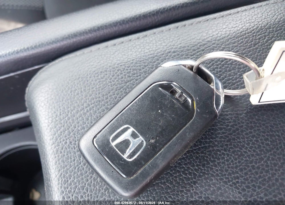 2020 HONDA CIVIC VIN: 2HGFC2F89LH518300