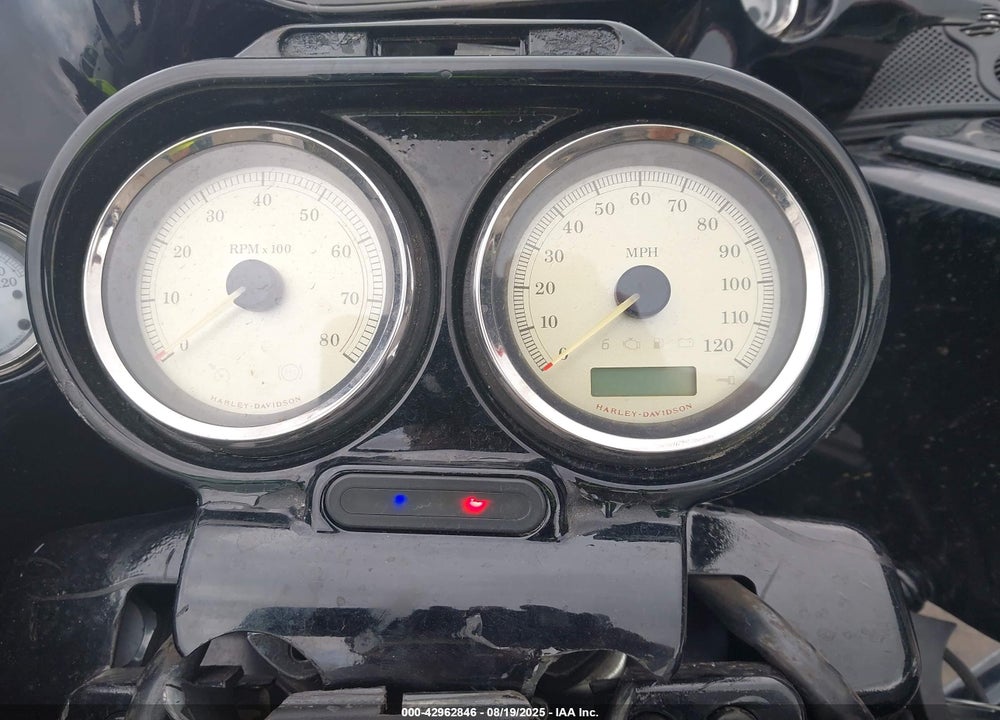 2012 HARLEY-DAVIDSON FLTRX ROAD GLIDE CUSTOM VIN: 1HD1KHM1XCB673997