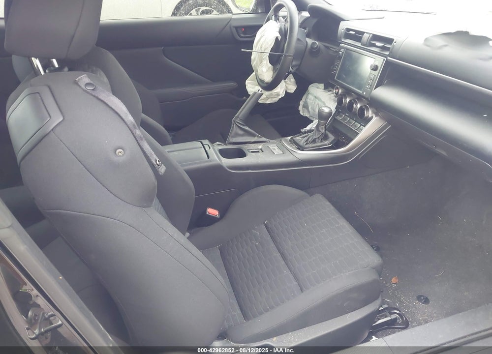 2023 TOYOTA GR 86 VIN: JF1ZNBC10P8766241