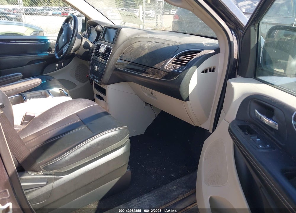 2013 CHRYSLER TOWN & COUNTRY TOURING VIN: 2C4RC1BGXDR604150