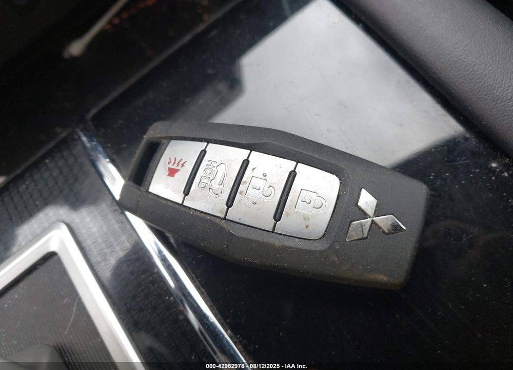 2022 MITSUBISHI OUTLANDER VIN: JA4J4UA88NZ070802