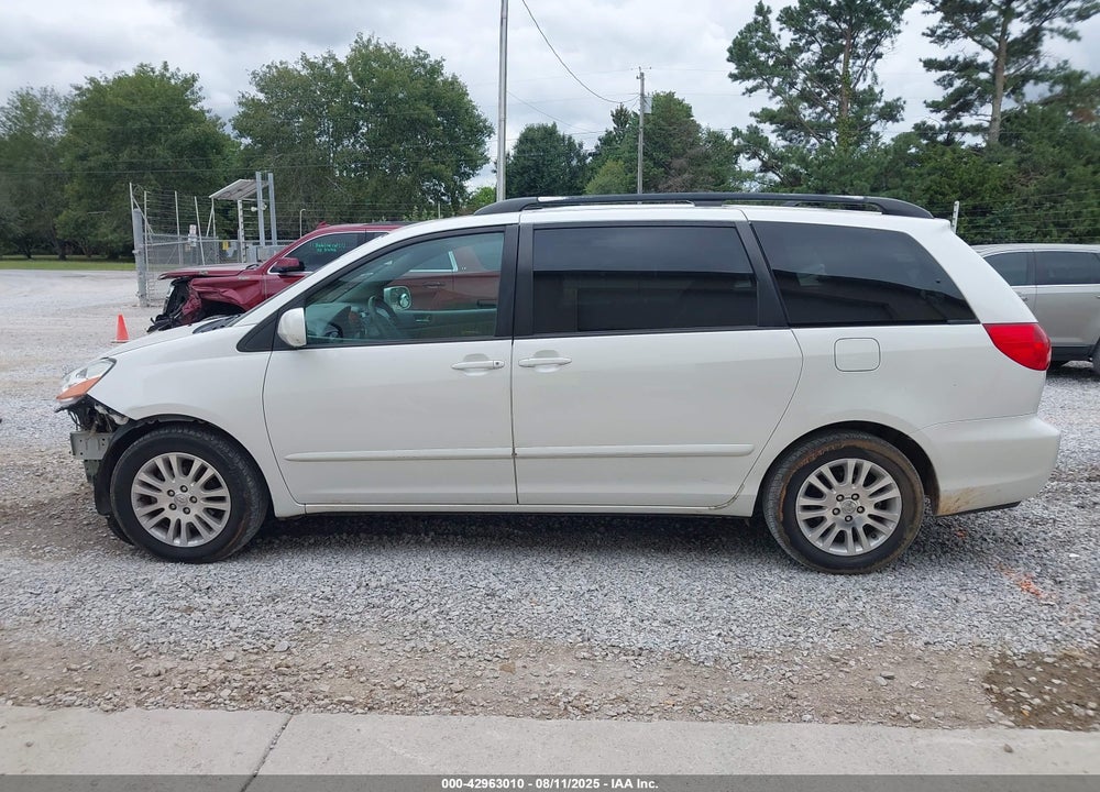 2010 TOYOTA SIENNA XLE VIN: 5TDYK4CC6AS342674