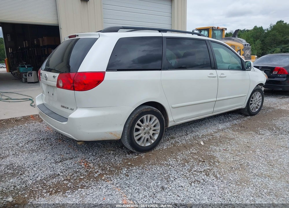 2010 TOYOTA SIENNA XLE VIN: 5TDYK4CC6AS342674