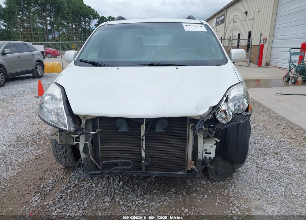 2010 TOYOTA SIENNA XLE VIN: 5TDYK4CC6AS342674