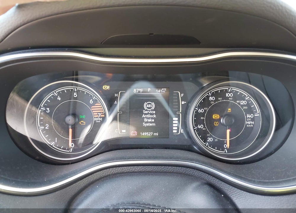 2019 JEEP CHEROKEE VIN: 1C4PJLLB0KD154651