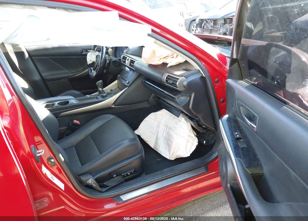 2016 LEXUS IS 200T VIN: JTHBA1D27G5006106