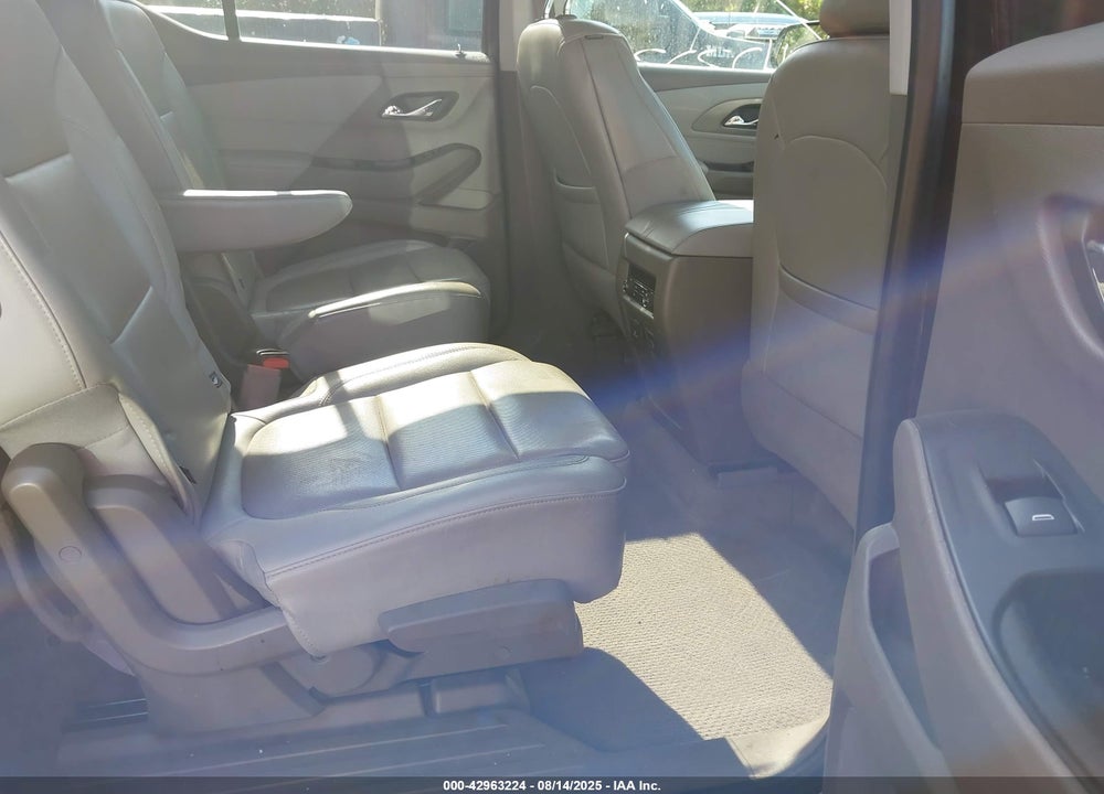 2019 CHEVROLET TRAVERSE PREMIER VIN: 1GNEVKKW2KJ125106