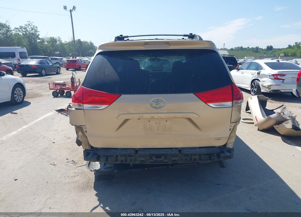 2012 TOYOTA SIENNA LE V6 8 PASSENGER VIN: 5TDKK3DC0CS179912