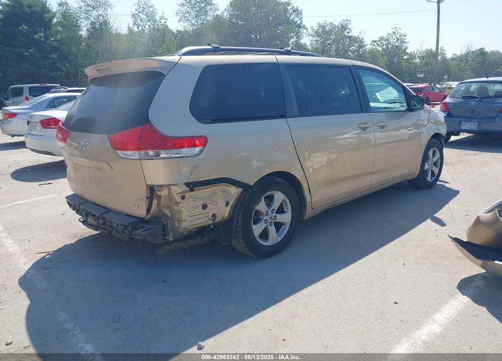 2012 TOYOTA SIENNA LE V6 8 PASSENGER VIN: 5TDKK3DC0CS179912
