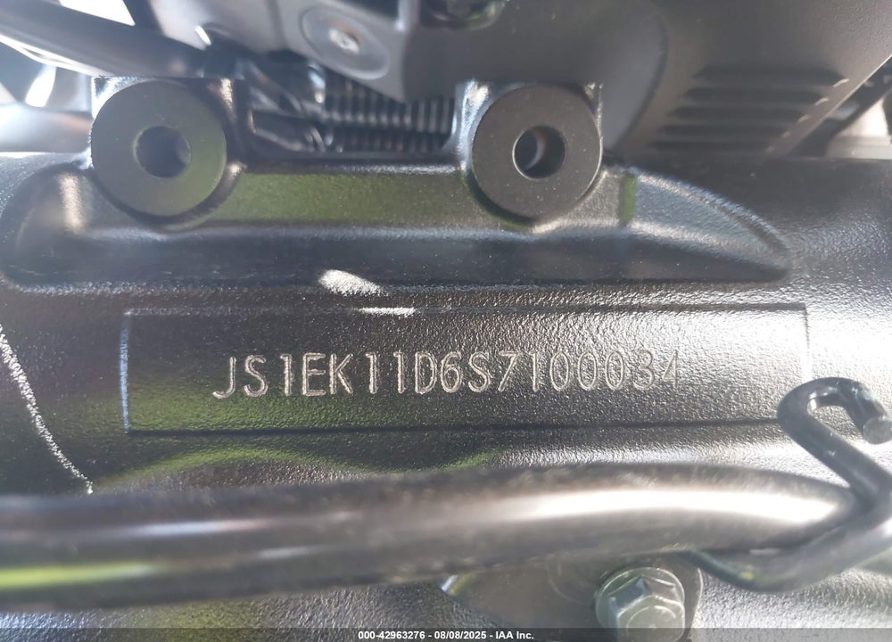 2025 SUZUKI GSX-S1000 A VIN: JS1EK11D6S7100034
