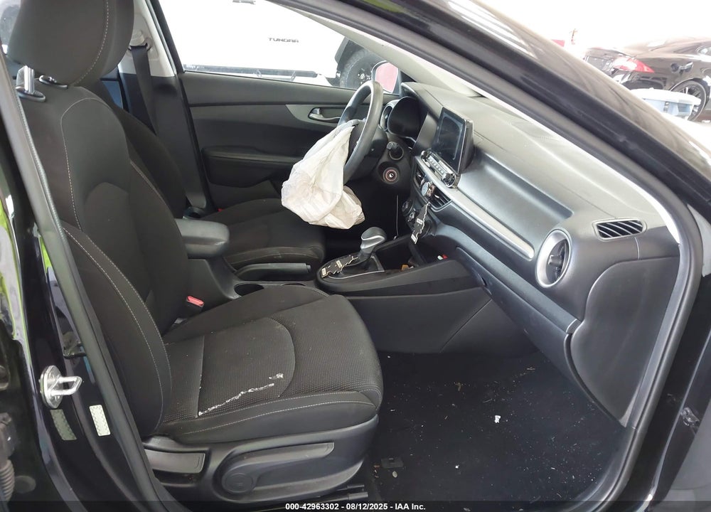 2021 KIA FORTE VIN: 3KPF24AD4ME332534
