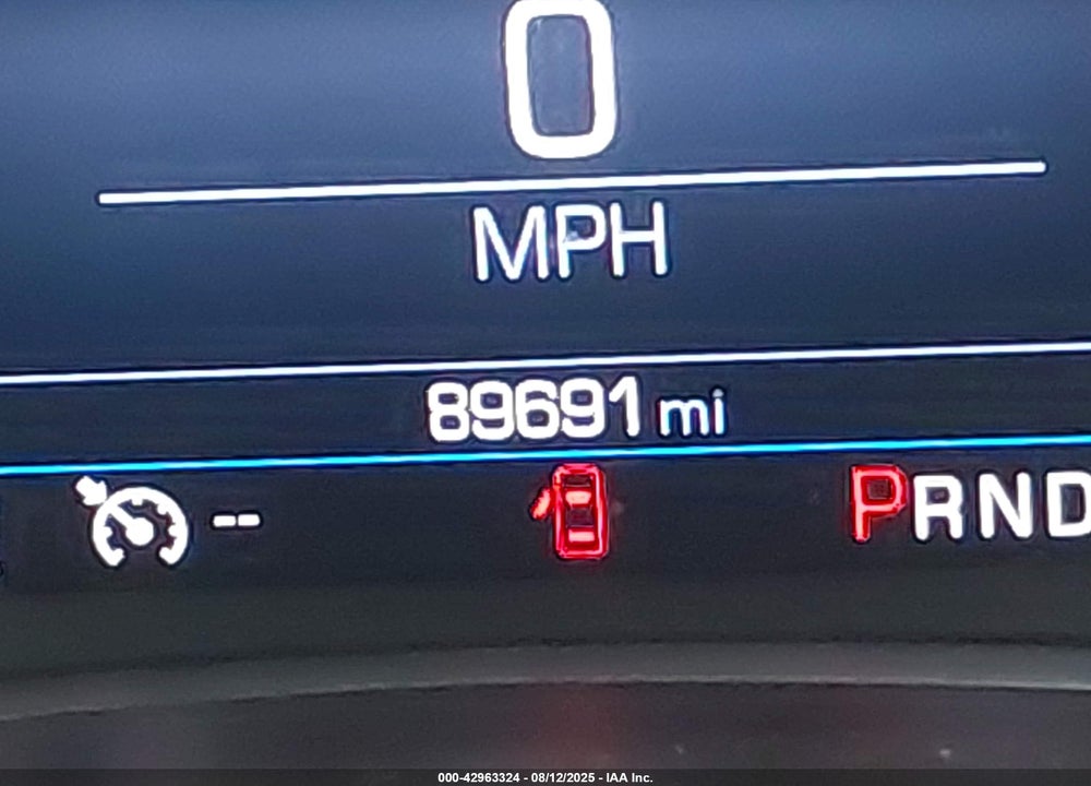 2019 CHEVROLET EQUINOX VIN: 3GNAXUEV0KS557165