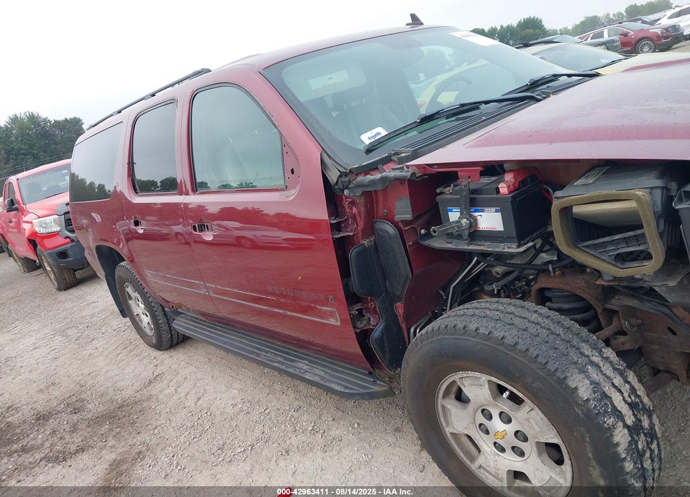 2008 CHEVROLET SUBURBAN 1500 LT VIN: 3GNFK163X8G105137