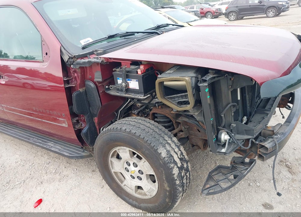 2008 CHEVROLET SUBURBAN 1500 LT VIN: 3GNFK163X8G105137