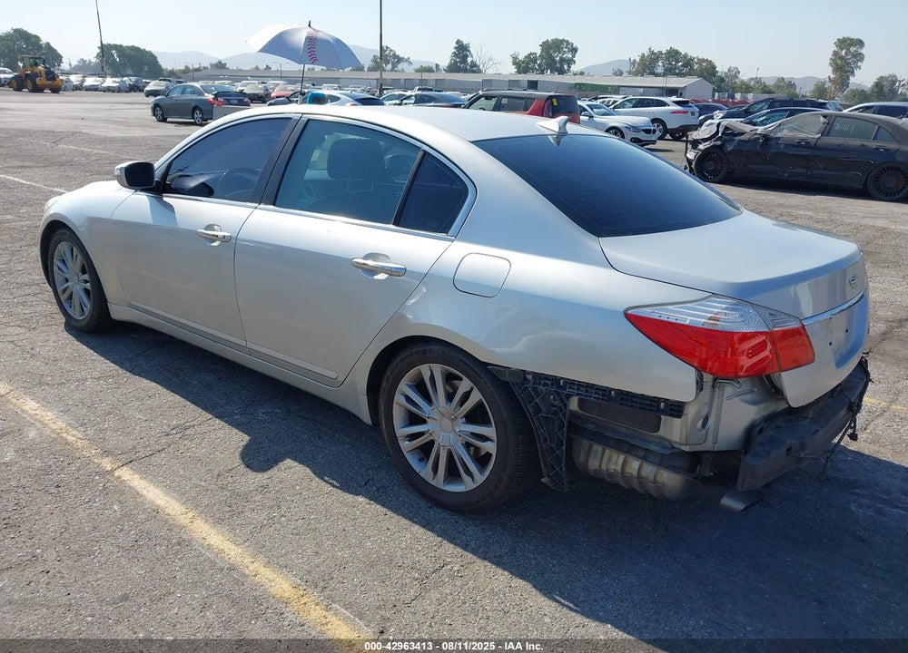2010 HYUNDAI GENESIS VIN: KMHGC4DE0AU081090
