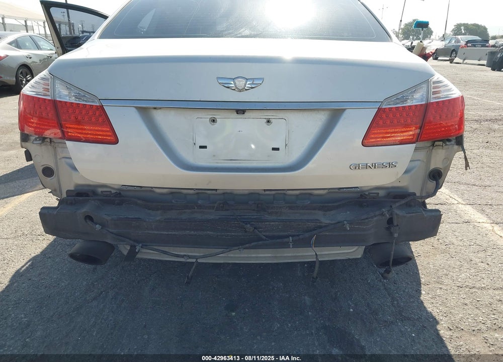 2010 HYUNDAI GENESIS VIN: KMHGC4DE0AU081090