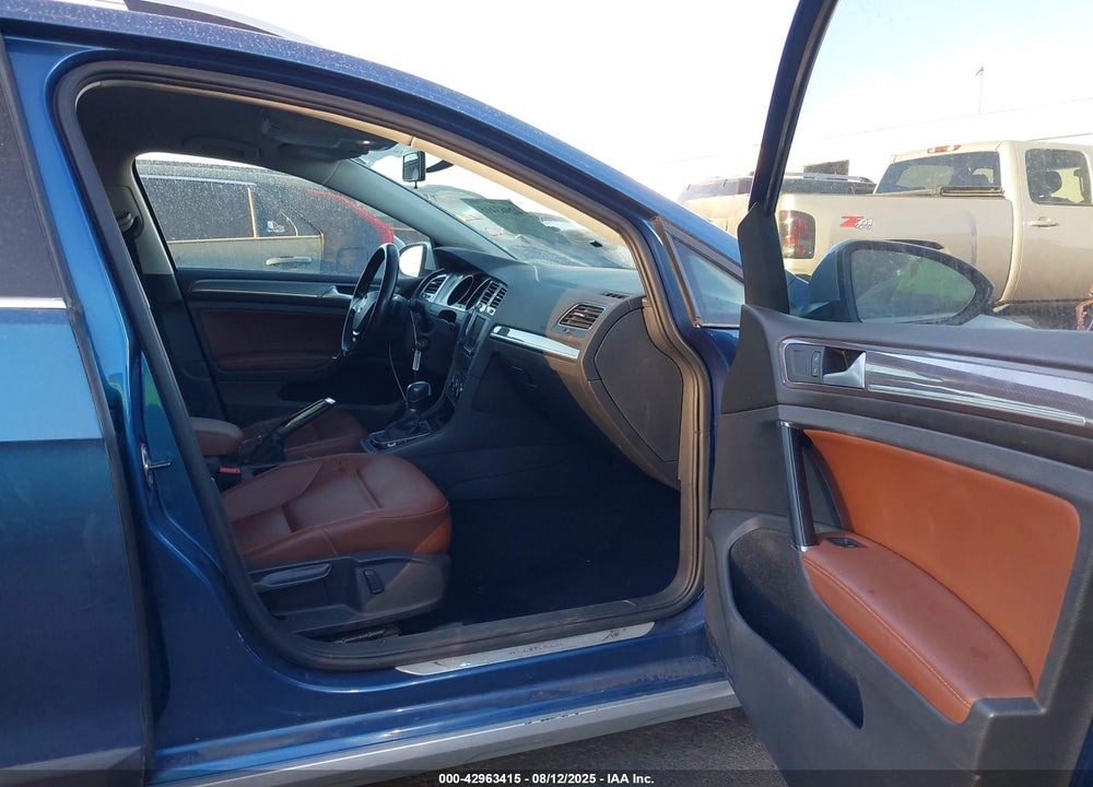 2017 VOLKSWAGEN GOLF VIN: 3VWH17AU1HM509952