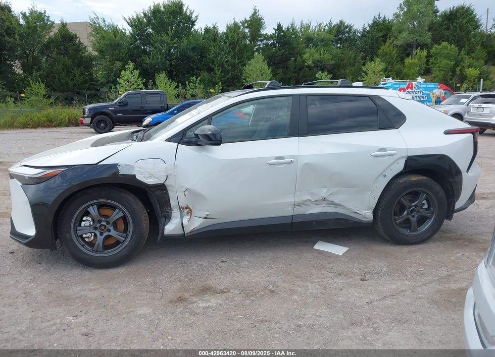 2024 TOYOTA BZ4X VIN: JTMAAAAA3RA044550