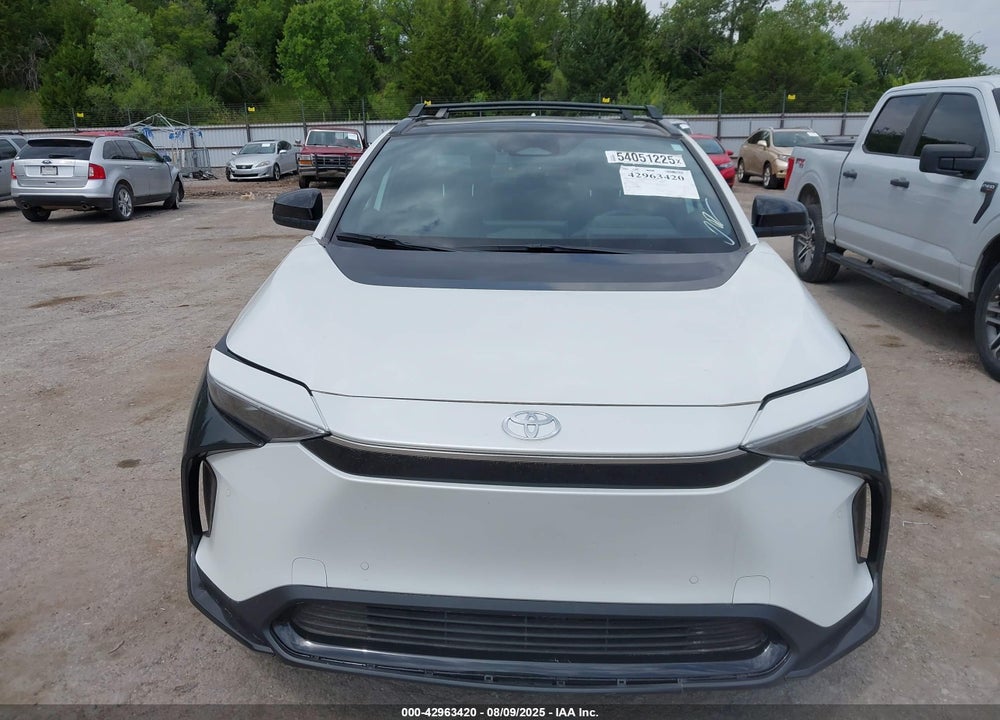 2024 TOYOTA BZ4X VIN: JTMAAAAA3RA044550