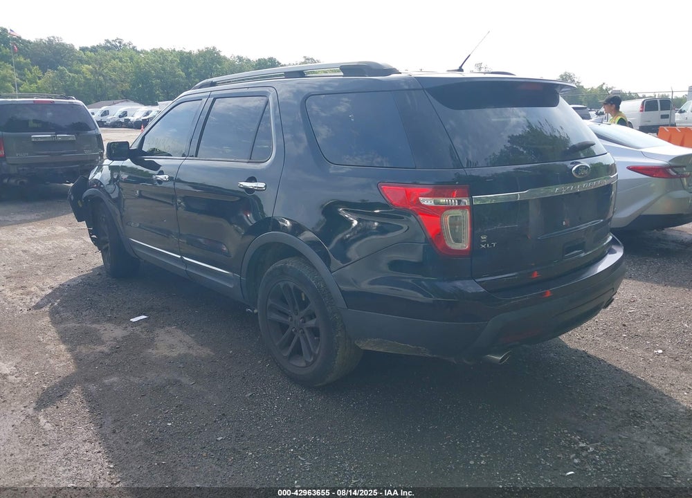 2011 FORD EXPLORER VIN: 1FMHK8D88BGA86529