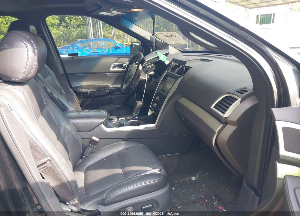 2011 FORD EXPLORER VIN: 1FMHK8D88BGA86529